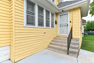 3871 N 25th St, Milwaukee, WI 53206 - Photo 2