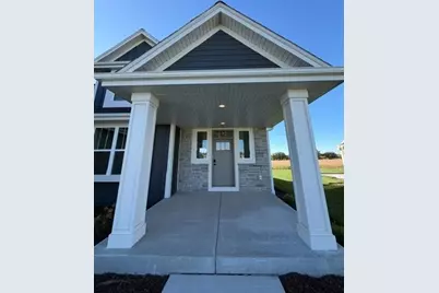 509  Talbots Woods Dr, Dousman, WI 53118 - Photo 2