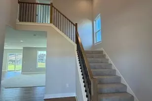 509 Talbots Woods Dr, Dousman, WI 53118 - Photo 6