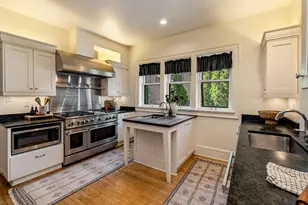 3107 N Shepard Ave, Milwaukee, WI 53211 - Photo 14