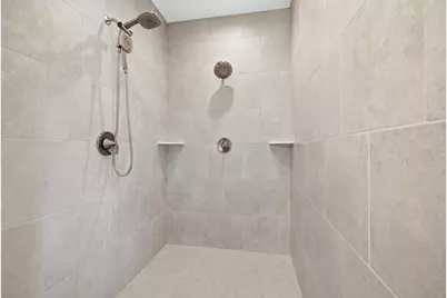 111  Sycamore Ct, Hartland, WI 53029 - Photo 30