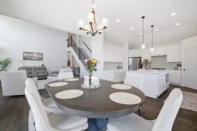 111  Sycamore Ct, Hartland, WI 53029 - Photo 16