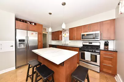 3049 N 90th St, Milwaukee, WI 53222 - Photo 8