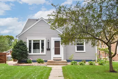 3049 N 90th St, Milwaukee, WI 53222 - Photo 2