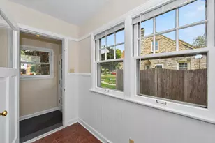 2161 W Raleigh Ave, Glendale, WI 53209 - Photo 16