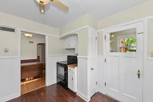 2161 W Raleigh Ave, Glendale, WI 53209 - Photo 14