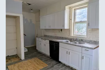 4050  6th Ave, Kenosha, WI 53140 - Photo 2