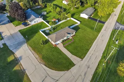 3022  Main Ave, Sheboygan, WI 53083 - Photo 28