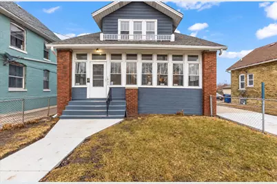 1721  Geneva St, Racine, WI 53402 - Photo 1