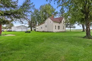 W6738 State Line Rd, Walworth, WI 53184 - Photo 2