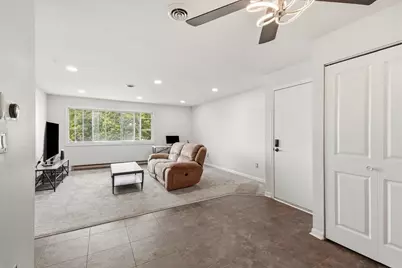 10278 W Whitnall Edge Cir #204, Franklin, WI 53132 - Photo 6