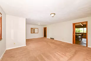 W7478 Pleasant St, Darien, WI 53115 - Photo 6