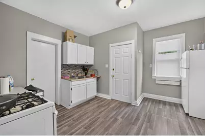 2740 N Buffum St, Milwaukee, WI 53212 - Photo 10
