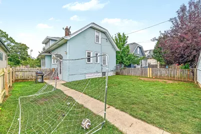 3332 S 9th Pl, Milwaukee, WI 53215 - Photo 30