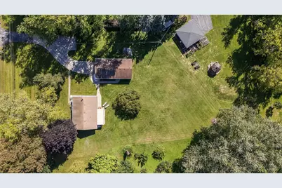 N60W22805  Silver Spring Dr, Lisbon, WI 53089 - Photo 34