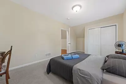 915 E Homer St, Milwaukee, WI 53207 - Photo 18