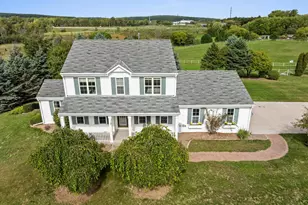 W6188 Linda Ln, Plymouth, WI 53073 - Photo 4