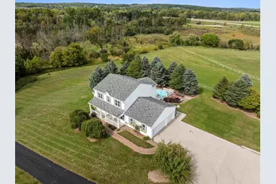 W6188  Linda Ln, Plymouth, WI 53073 - Photo 6