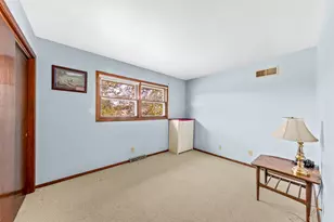 9311 Northwestern Ave, Racine, WI 53406 - Photo 18