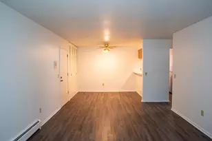 4326 Melody Ln, Madison, WI 53704 - Photo 4