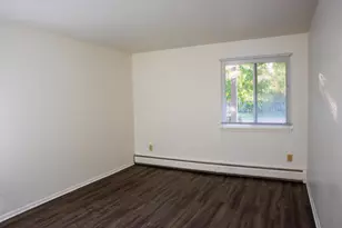 4326 Melody Ln, Madison, WI 53704 - Photo 10