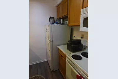 4326  Melody Ln #104, Madison, WI 53704 - Photo 10