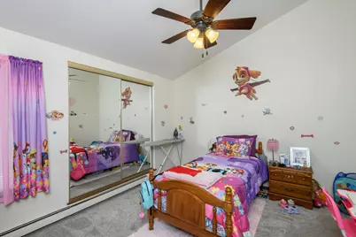 2120 W Good Hope Rd #8, Glendale, WI 53209 - Photo 18