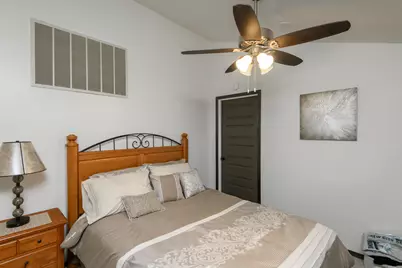 2120 W Good Hope Rd #8, Glendale, WI 53209 - Photo 24
