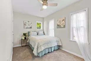 2559 S 84th St, West Allis, WI 53227 - Photo 12