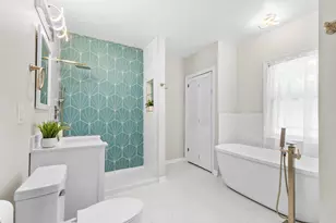 2559 S 84th St, West Allis, WI 53227 - Photo 14