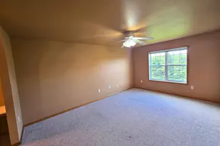 6000 S Buckhorn Ave, Cudahy, WI 53110 - Photo 10