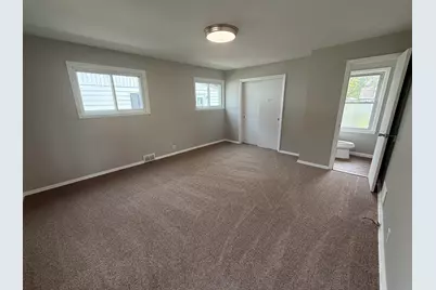 4550 N 103rd St, Wauwatosa, WI 53225 - Photo 22