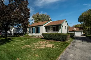 4550 N 103rd St, Wauwatosa, WI 53225 - Photo 2