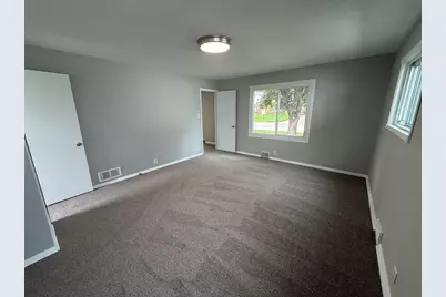 4550 N 103rd St, Wauwatosa, WI 53225 - Photo 24