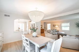 7431 N Boyd Way, Fox Point, WI 53217 - Photo 14