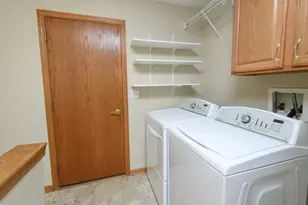 2836 Raintree Ln, Waukesha, WI 53189 - Photo 26
