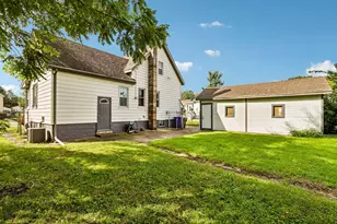 924 44th St, Kenosha, WI 53140 - Photo 38