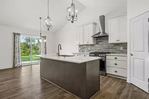 364 Kiddle Ln, Racine, WI 53182 - Photo 4
