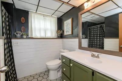 929  Howard St, Waukesha, WI 53188 - Photo 32
