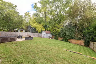 929  Howard St, Waukesha, WI 53188 - Photo 8