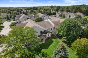 1102 N Sunnyslope Dr, Racine, WI 53406 - Photo 30