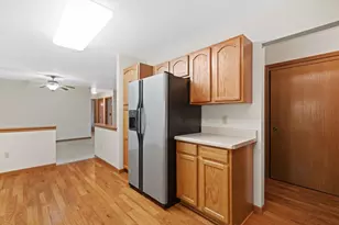 1102 N Sunnyslope Dr, Racine, WI 53406 - Photo 14