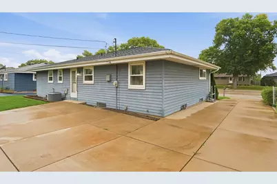6665 S 20th St, Oak Creek, WI 53154 - Photo 40