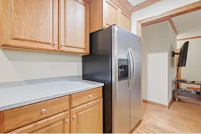 6665 S 20th St, Oak Creek, WI 53154 - Photo 16