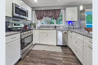230  Devils Ln, Walworth, WI 53184 - Photo 8