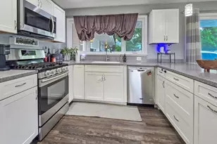 230 Devils Ln, Walworth, WI 53184 - Photo 8