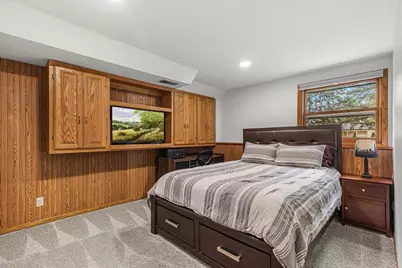 819  Kings Ridge Ct, West Bend, WI 53090 - Photo 24