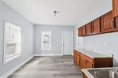 917 S 9th St, Milwaukee, WI 53204 - Photo 6