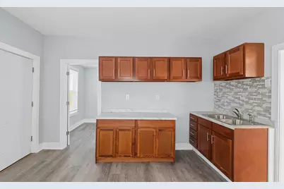 917 S 9th St, Milwaukee, WI 53204 - Photo 4