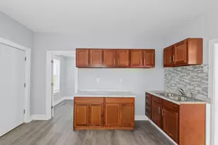 917 S 9th St, Milwaukee, WI 53204 - Photo 4